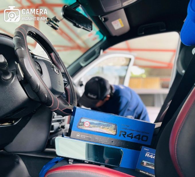 lap-camera-hanh-trinh-vietmap-r440-thanh-an-auto